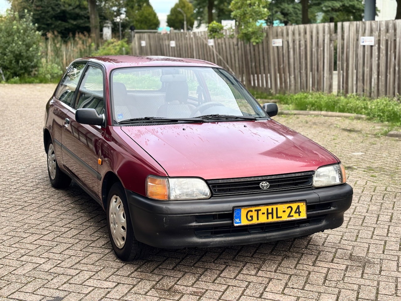 Toyota Starlet - 1.3i - AutoWereld.nl