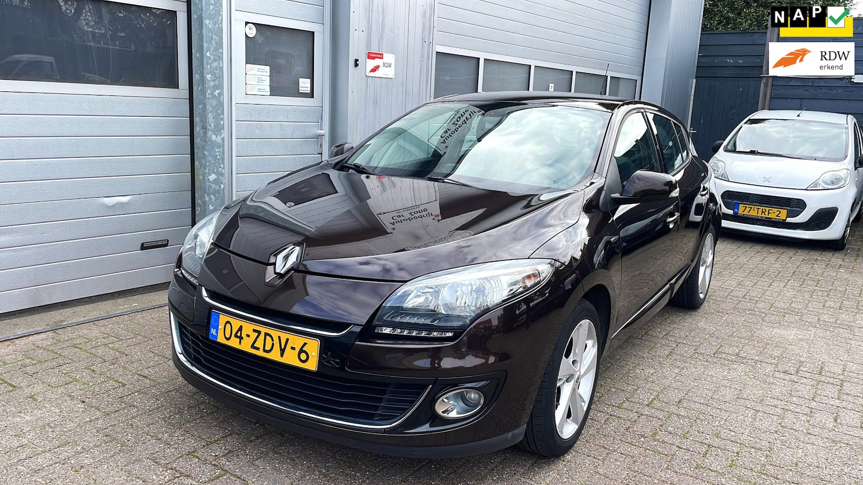 Renault Mégane - 1.2 TCe Collection-Navi-Clima-Cruise-New APK - AutoWereld.nl