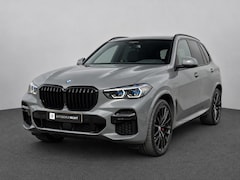 BMW X5 - XDrive45e M-Sport | Grigio Telesto | Pano | Laser | Trekhaak | Softclose | Stoelventilatie