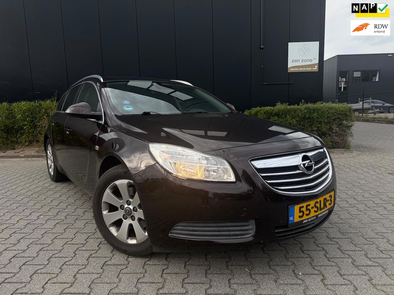 Opel Insignia Sports Tourer - 1.6 T Sport 1.6 T Sport - AutoWereld.nl