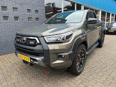 Toyota HiLux - 2.8 D-4D XC Invinc