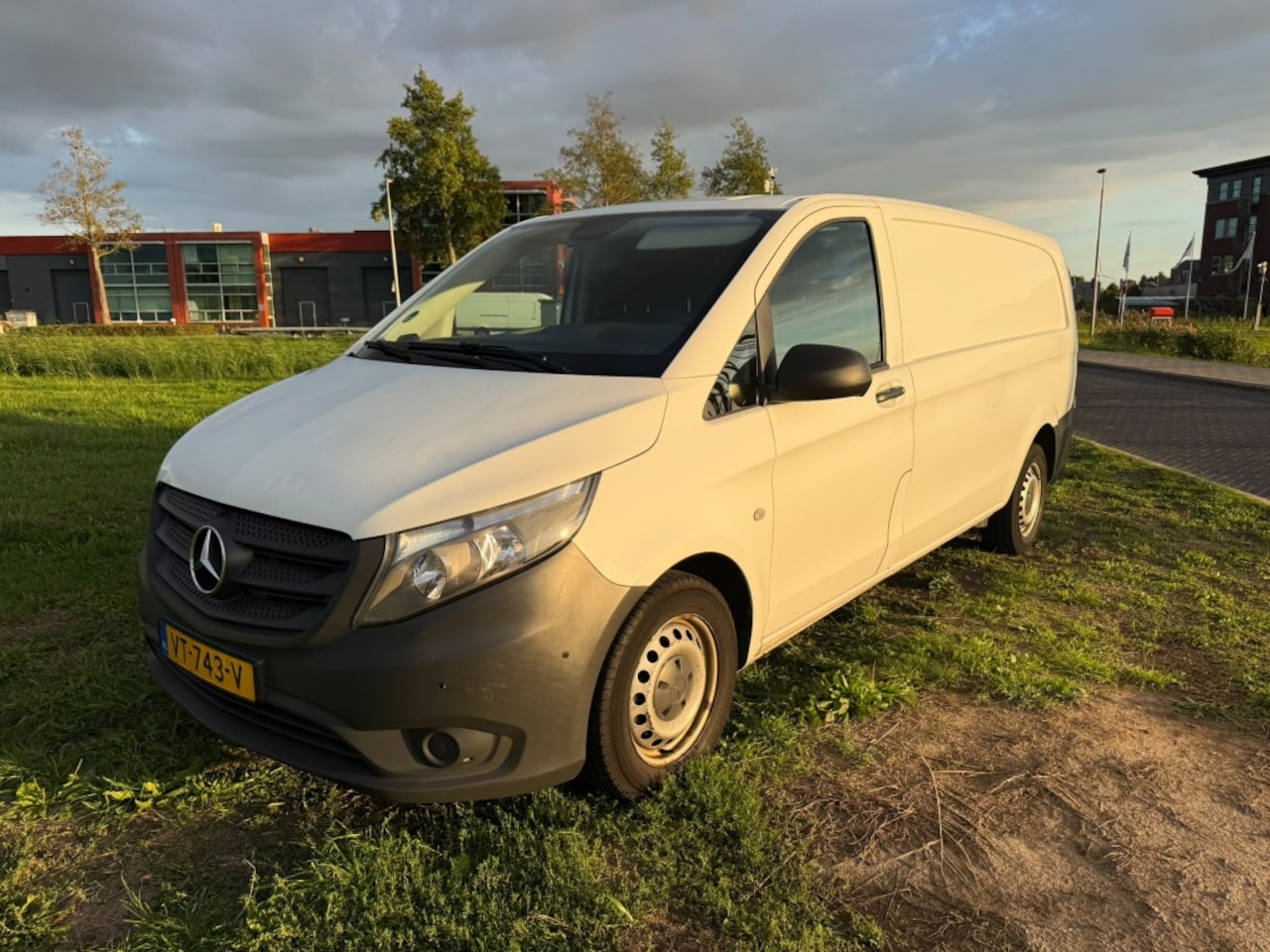 Mercedes-Benz Vito - 111 CDI Extra Lang 111 CDI Extra Lang - AutoWereld.nl