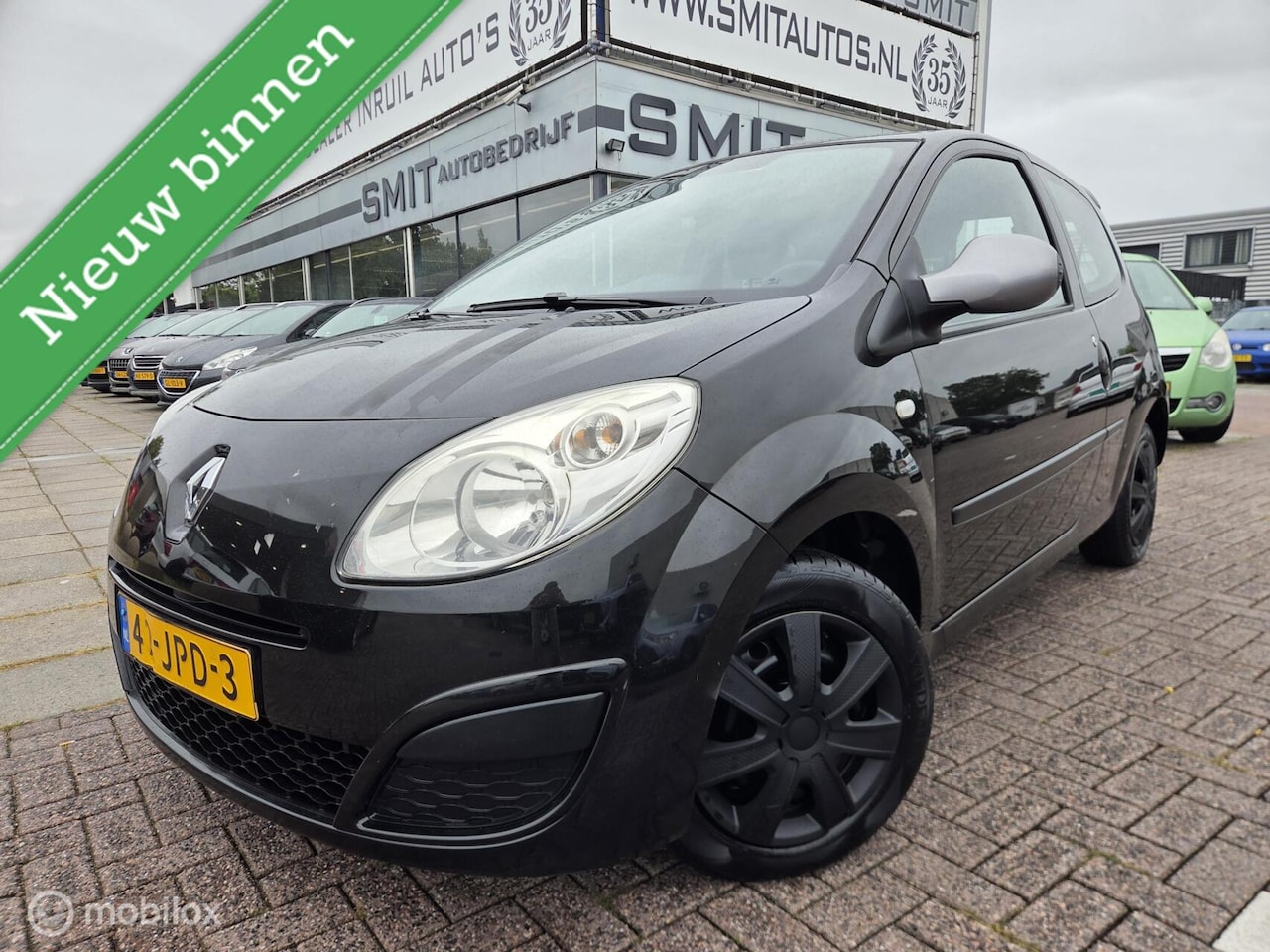 Renault Twingo - 1.2 Authentique AC/Zeer Mooi/APK 07-2027 - AutoWereld.nl