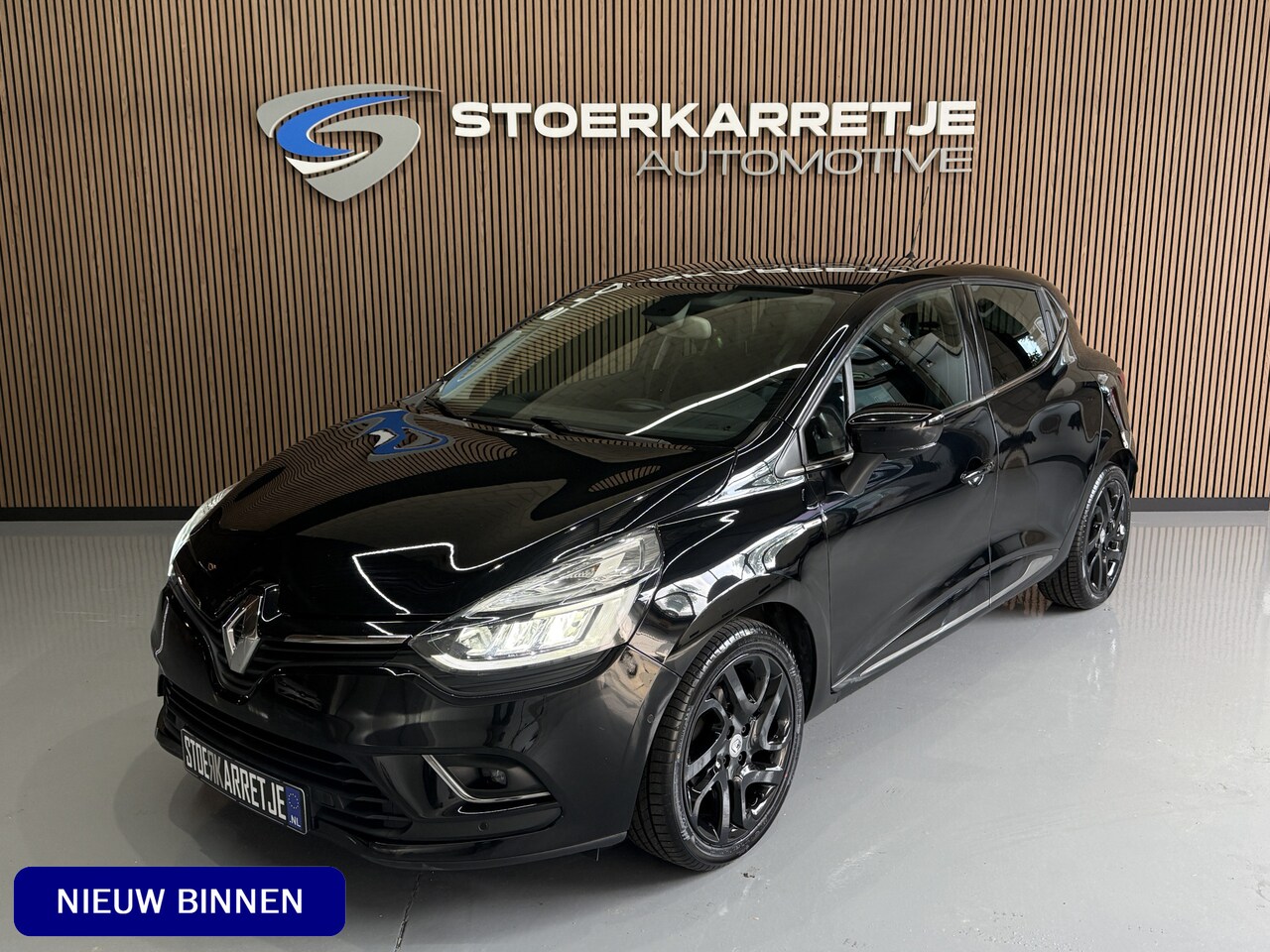 Renault Clio - 0.9 TCe Bose | Navi | Camera | 17" | Stoelverwarming | PDC | Led | - AutoWereld.nl