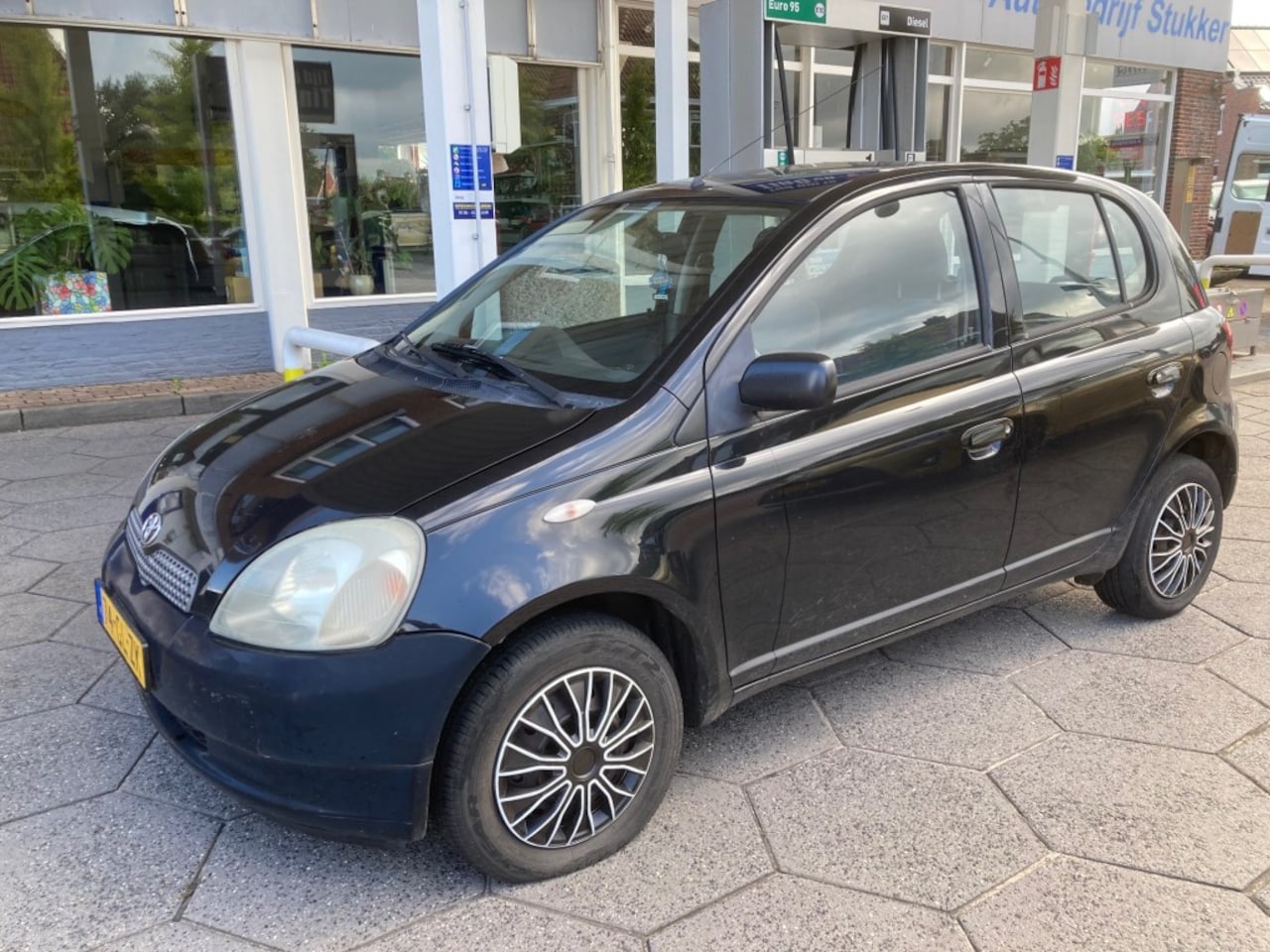 Toyota Yaris - 1.3 Vvt-i Linia Luna 5 drs - AutoWereld.nl
