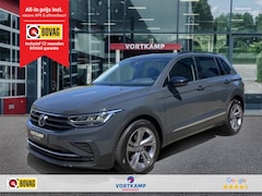 Volkswagen Tiguan - 1.5 TSI DSG LIFE BUSINESS TREKHAAK/CAMERA/ACC/STOEL+STUURVERW