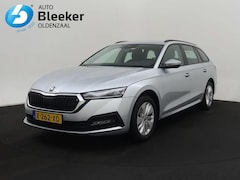 Skoda Octavia Combi - 1.0 TSI Bsn Ed. Cruise LED Trekhaak PDC Carplay VC