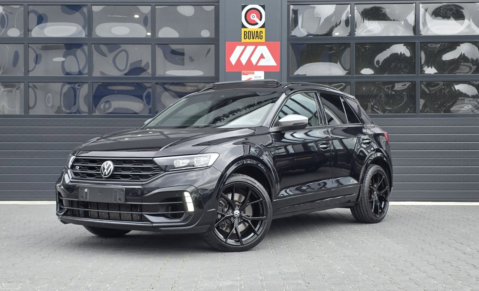 Volkswagen T-Roc - 2.0 TSI 4Motion R | PANO | LEDER | CAMERA | BEATS - AutoWereld.nl