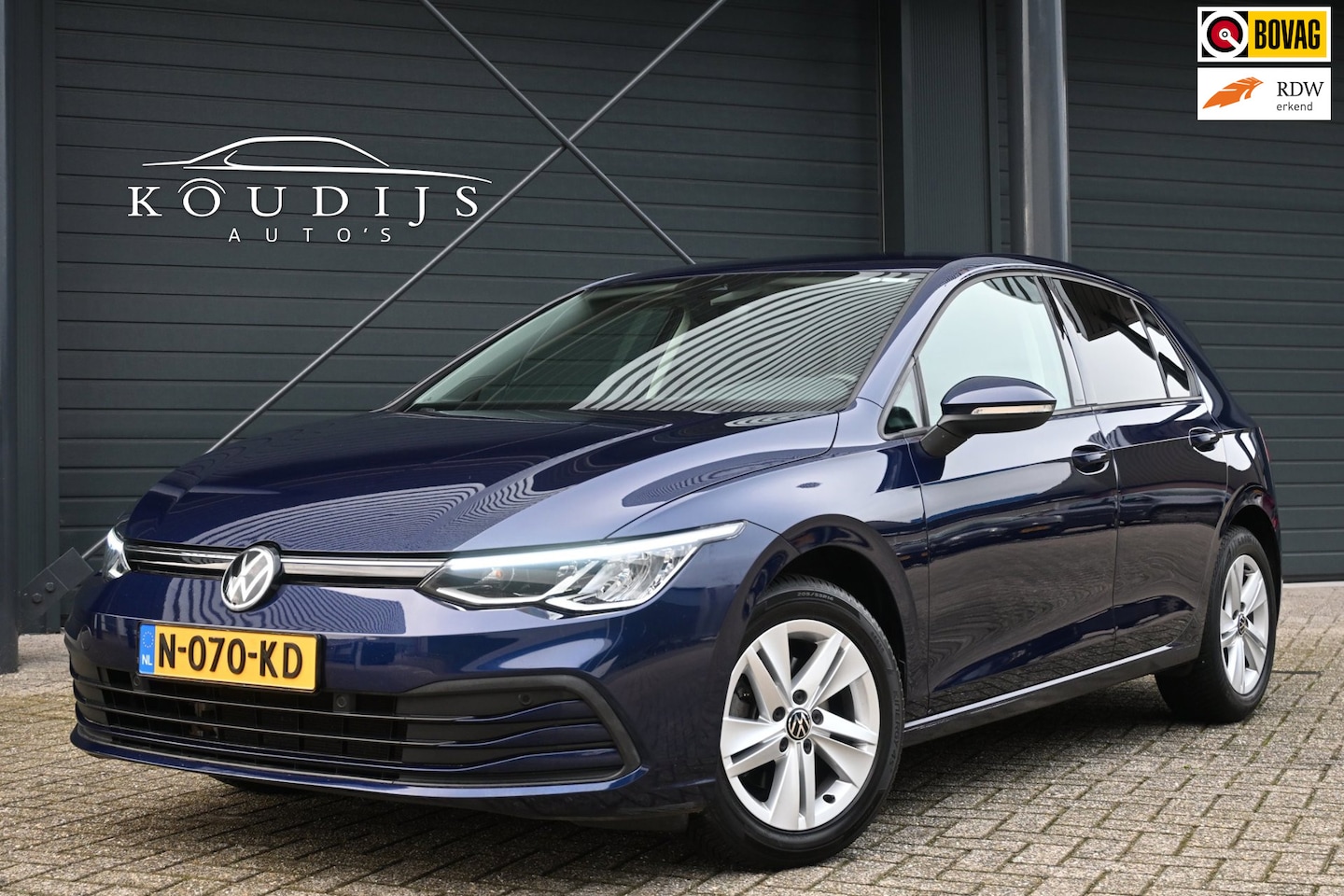 Volkswagen Golf - 1.5 TSI Style 1.5 TSI Style, Carplay, Stoel/Stuurverw., PDC V+A, Sfeer verlichting - AutoWereld.nl