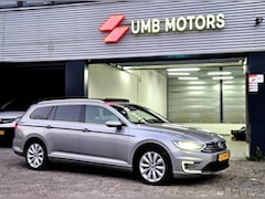 Volkswagen Passat Variant - 1.4 TSI GTE Highline Pano Keyless