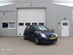 Suzuki Swift - 1.3 Base APK/versnellingsbak geluid/Airco