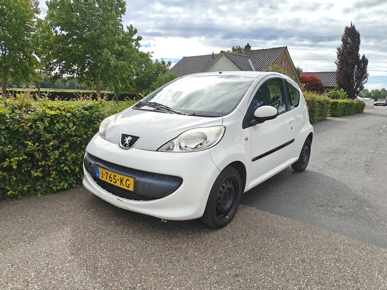 Peugeot 107 - 1.0-12V XR AIRCO BJ 2008 - AutoWereld.nl