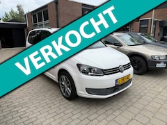 Volkswagen Touran - 1.2 TSI Easyline AIRCO - TREKHAAK - NAVI - NWE APK