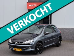 Peugeot 206 - 1.4 One-line *139.800km
