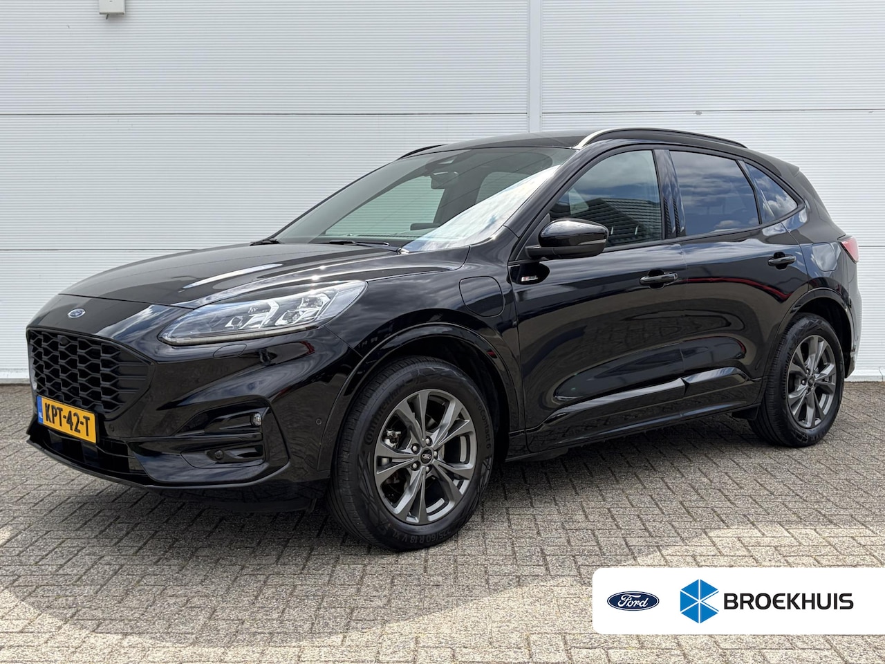 Ford Kuga - 2.5 PHEV ST-Line X / Winter-pack / Airco (automatisch) / Navigatiesysteem full map / - AutoWereld.nl