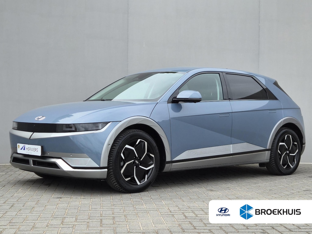 Hyundai IONIQ 5 - Connect+ 77.4 kWh / SOH 100% / Dealer onderhouden / Fabrieksgarantie tot 12-2028 / CCS sne - AutoWereld.nl