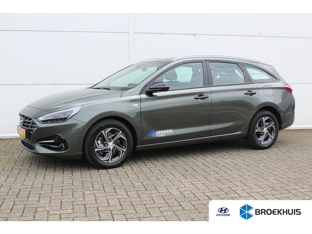 Hyundai i30 Wagon - 1.0 T-GDi MHEV Comfort Smart / Navigatie + Apple Carplay/Android Auto / Climate Control / - AutoWereld.nl