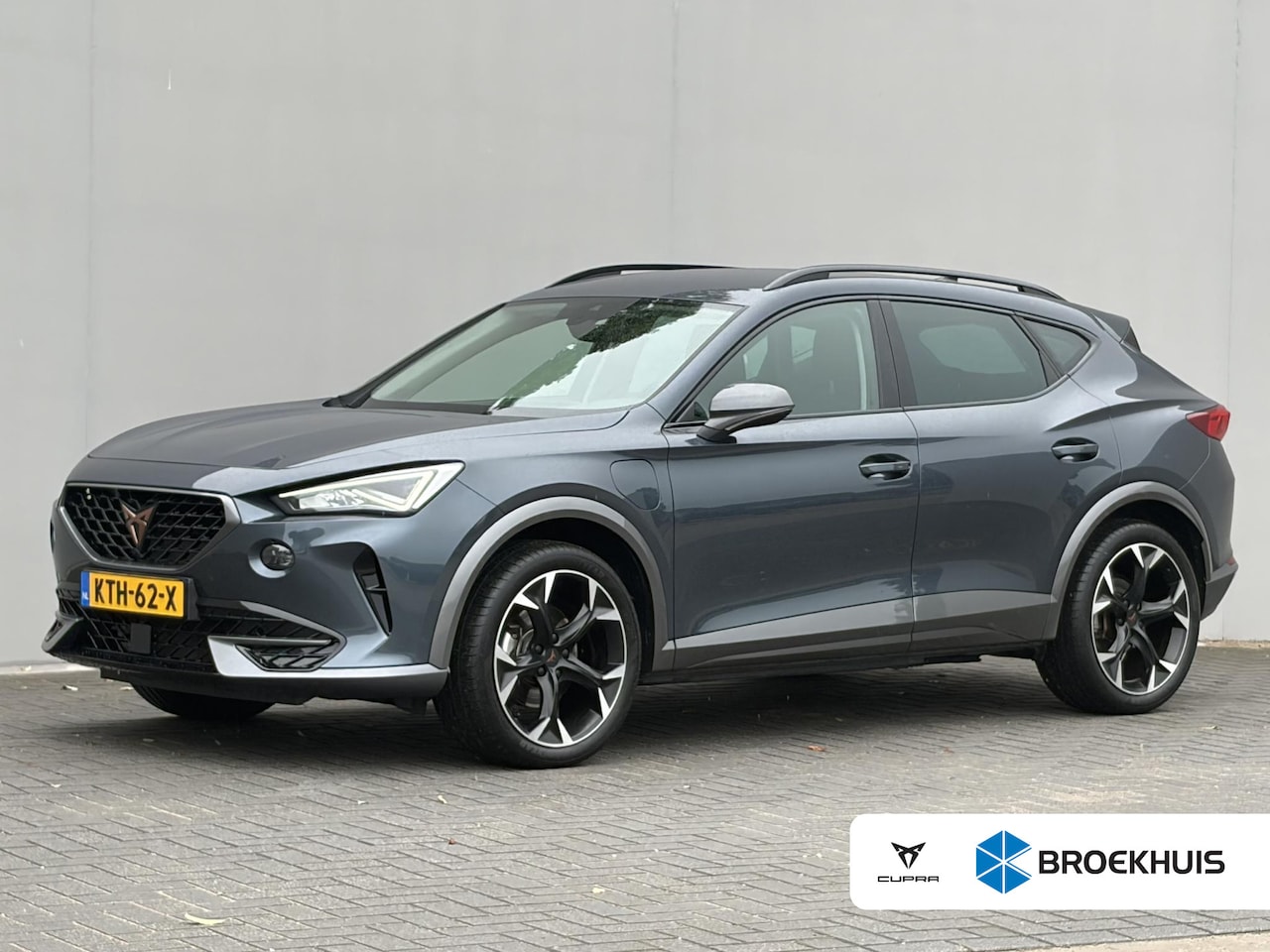 CUPRA Formentor - 1.4 e-Hybrid Performance / PHEV / 19" Velgen / 3 fasen Laden / Camera / Apple Carplay / An - AutoWereld.nl