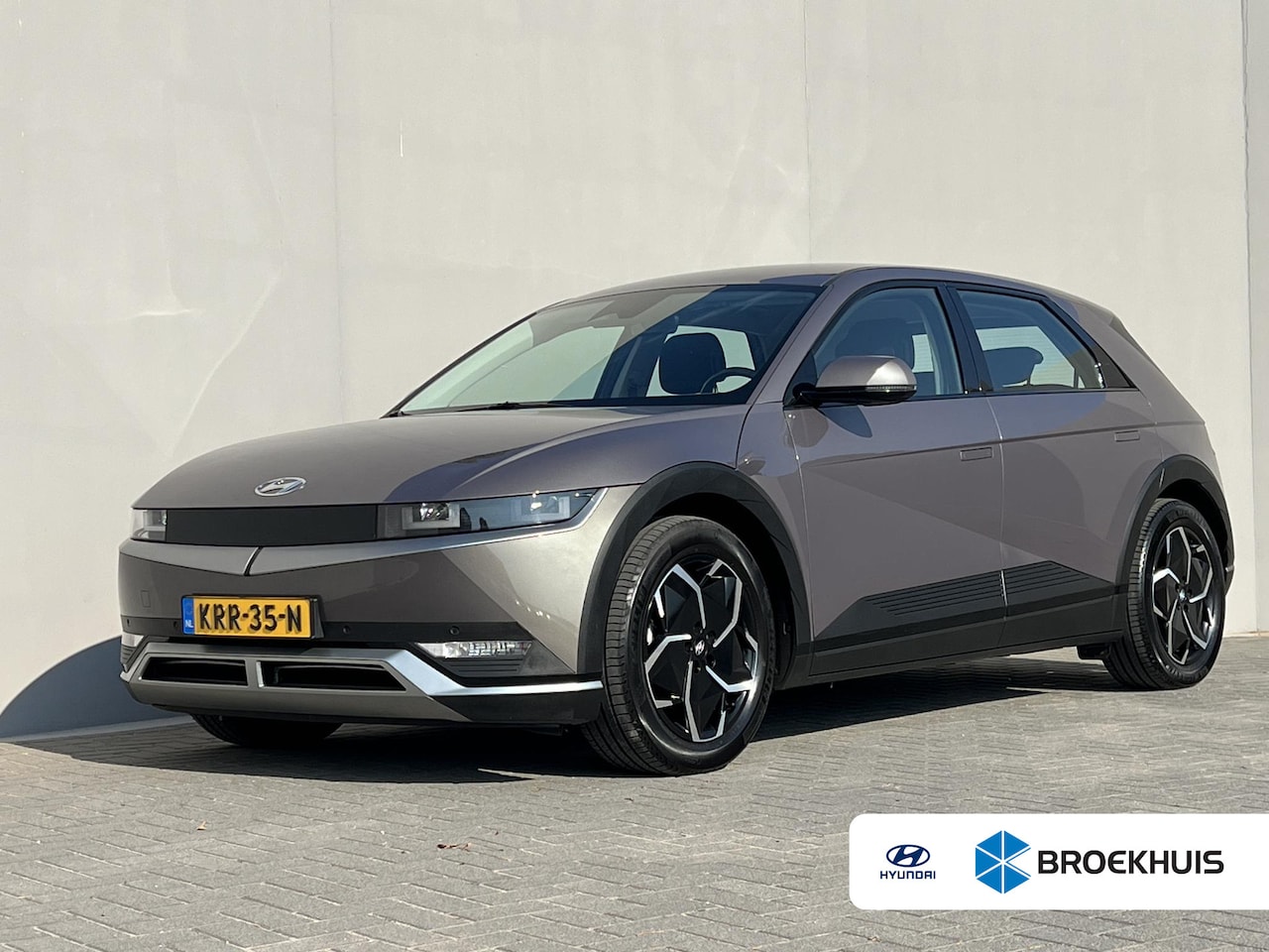 Hyundai IONIQ 5 - Style 73kWh / Dealer onderhouden / Accu SoH 100 % / Fabrieksgarantie tot 05-2027 / WLTP 48 - AutoWereld.nl