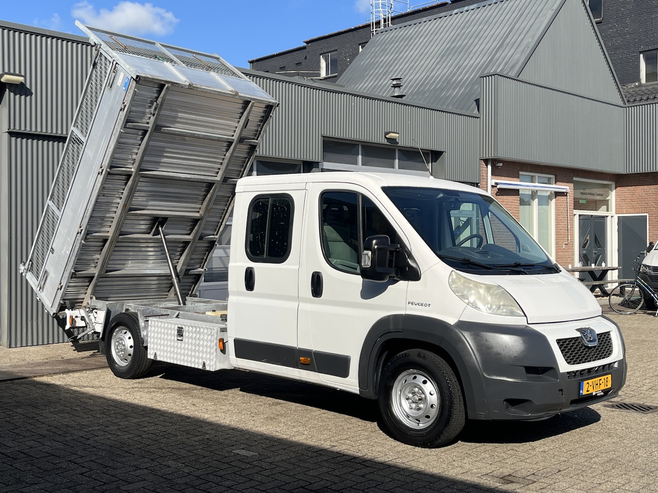 Peugeot Boxer - 435 2.2 HDI L3 DC Kipper Openlaadbak Pick-up met Trekhaak 3000kg trekgewicht Kastinrichtin - AutoWereld.nl