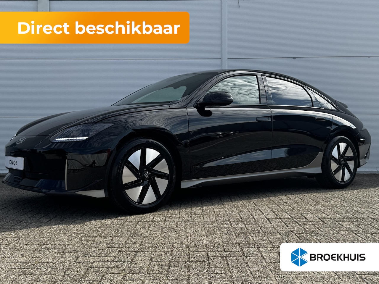 Hyundai IONIQ 6 - Connect 53 kWh * NU MET 15000,- KORTING* NIEUW UIT VOORRAAD LEVERBAAR* - AutoWereld.nl