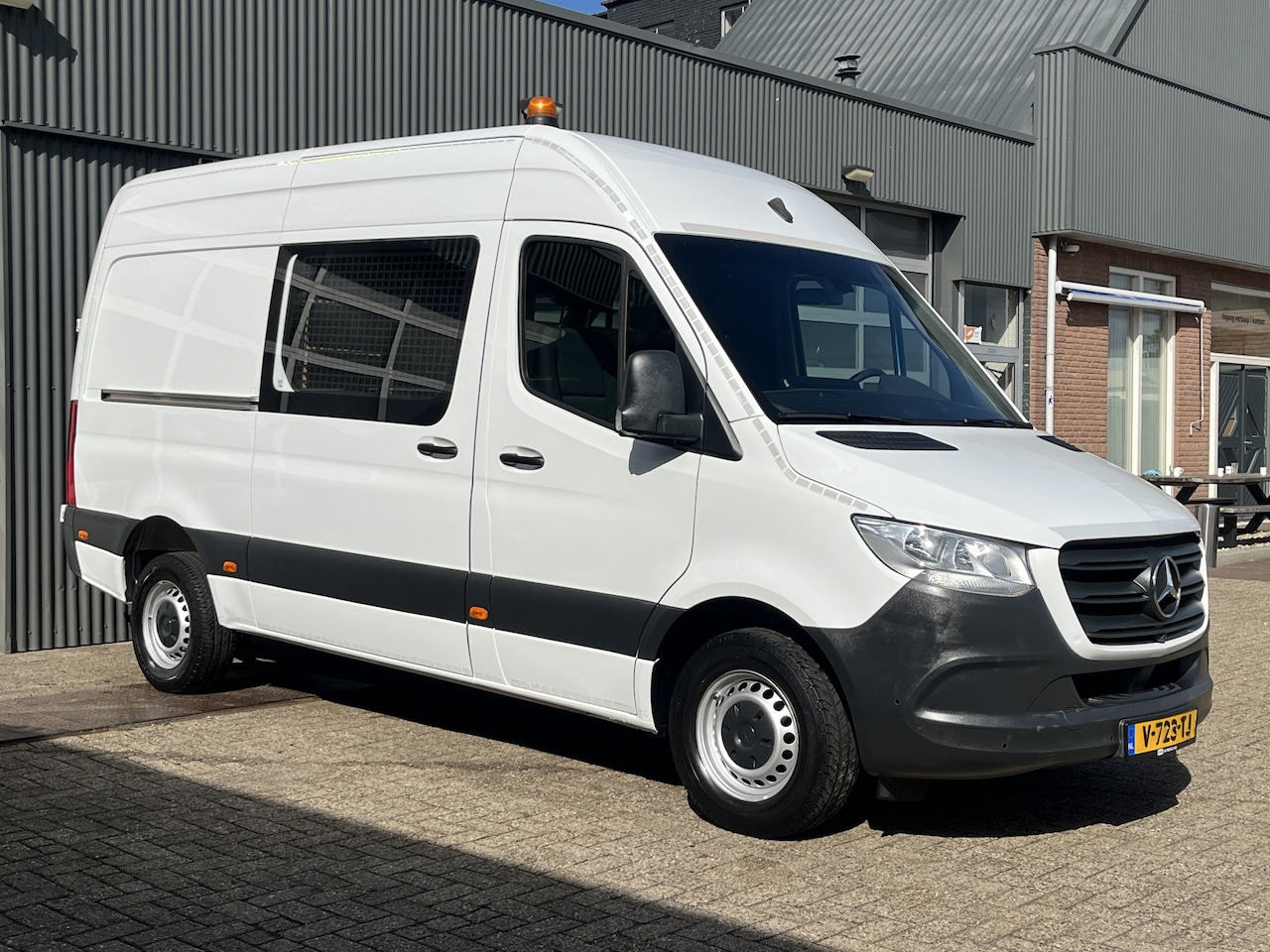 Mercedes-Benz Sprinter - 314 2.2 CDI L2H2 Werkplaats Omvormer Trekhaak Kastinrichting Ladekasten inrichting Airco C - AutoWereld.nl