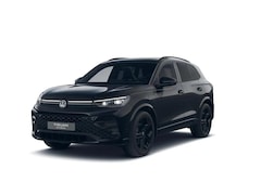 Volkswagen Tiguan - R-Line 1.5 eHybrid 150 kW / 204 PK SUV 6 versn. DS | Trekhaak | Panoramadak | Black Style