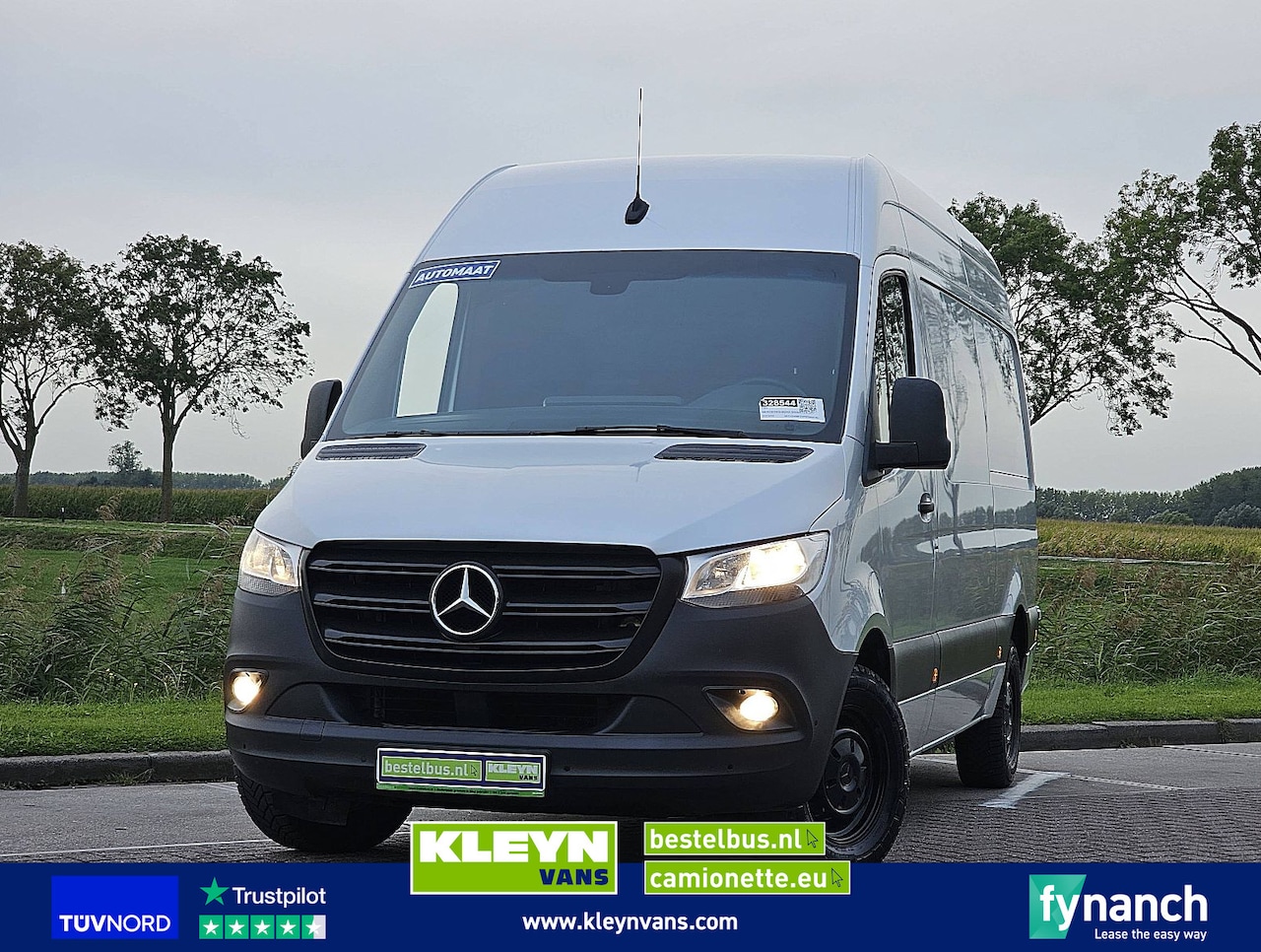 Mercedes-Benz Sprinter - 317 L2H2 Automaat Mbux - AutoWereld.nl
