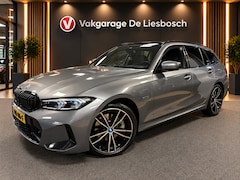 BMW 3-serie Touring - 330e xDrive M-pakket facelift / Panorama-dak / head-up / 360 camera / Harman-Kardon