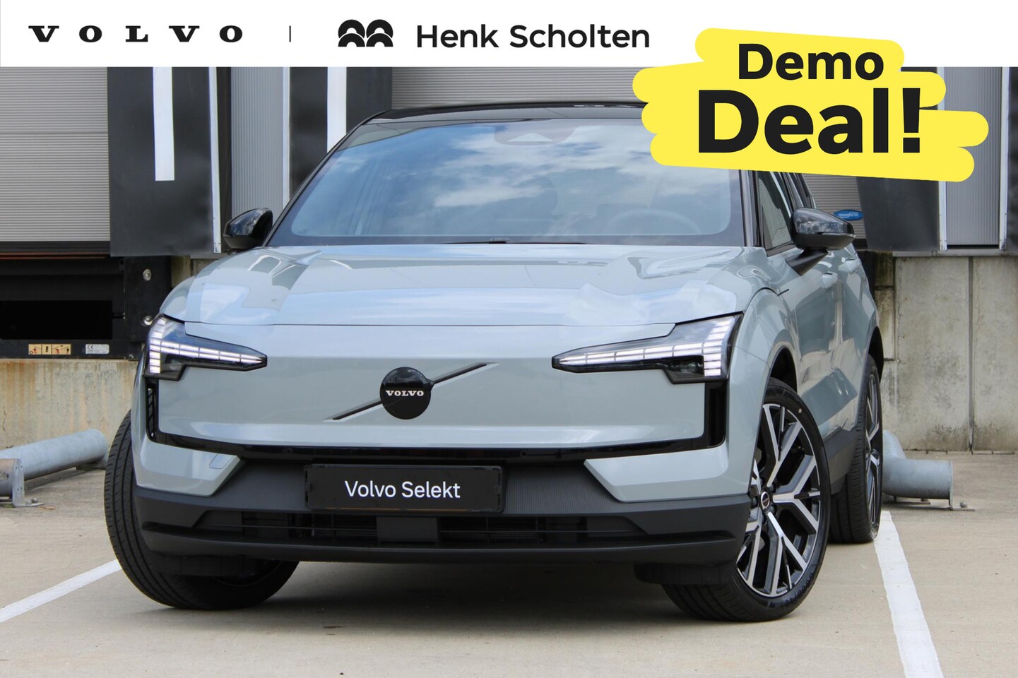 Volvo EX30 - Single Motor Ext Range Plus Black Edition Europa | Demo deal | Adaptieve Cruise Control me - AutoWereld.nl