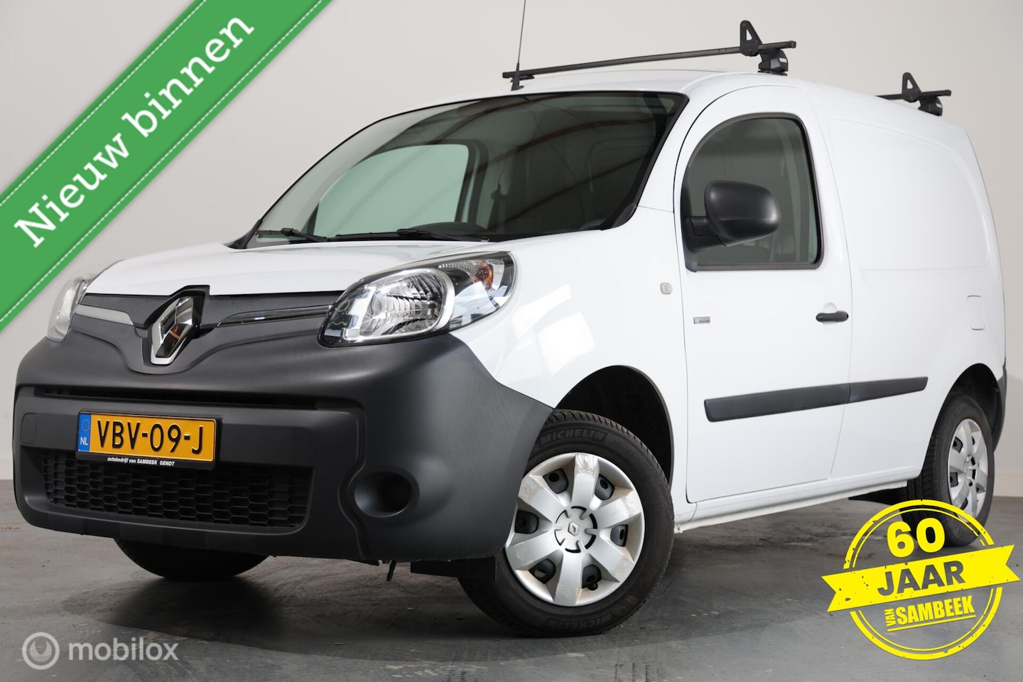 Renault Kangoo Express - Z.E. Inclusief Accu - Bluetooth - Radio - Elektrische ramen - AutoWereld.nl