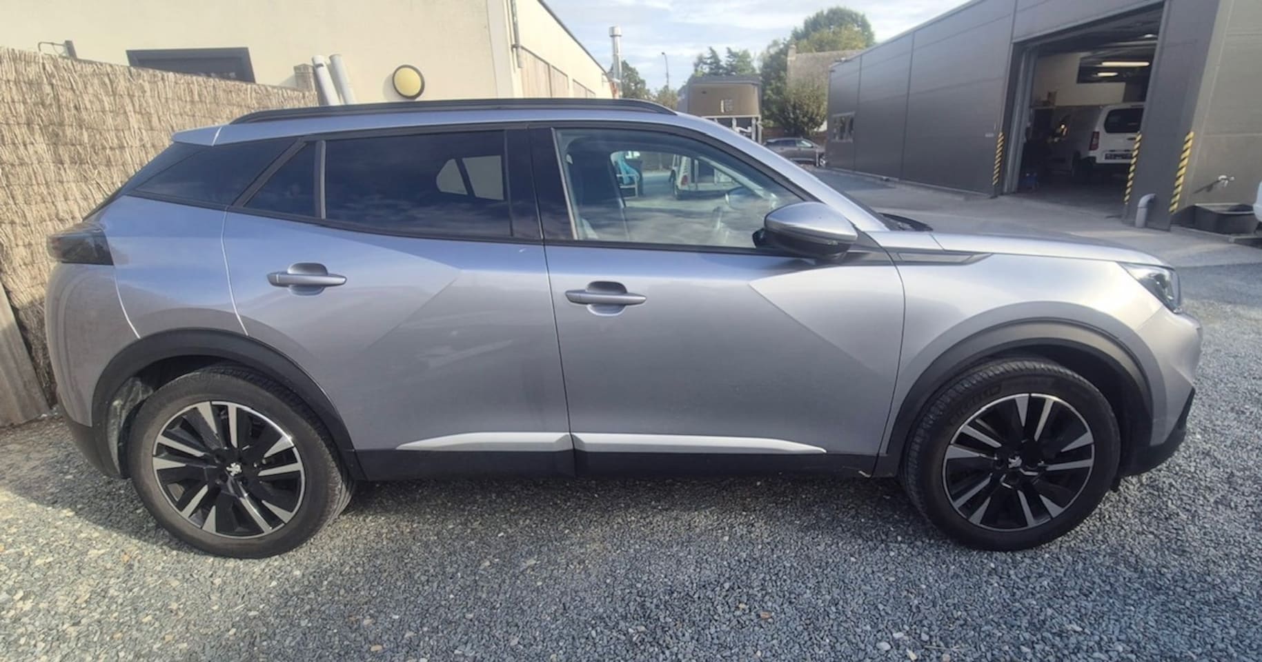 Peugeot 2008 - 1.2 PT (131pk) Allure|Aut|Navi|360 Camera - AutoWereld.nl