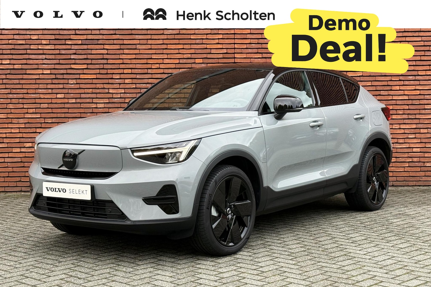 Volvo EC40 - Twin Motor Ultra Black Edition Europa 82 kWh | Demo deal | Panoramadak | Elektrisch verste - AutoWereld.nl