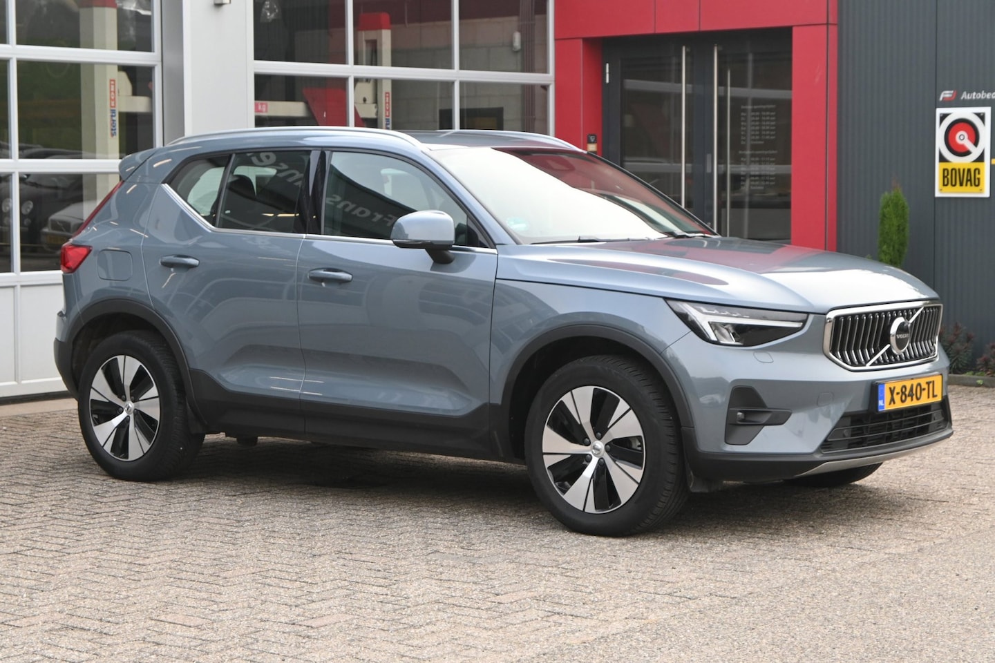 Volvo XC40 - 1.5 T5 Plug-in hybrid Recharge Ultimate Bright | Elektr. stoelen | Memory | Camera - AutoWereld.nl