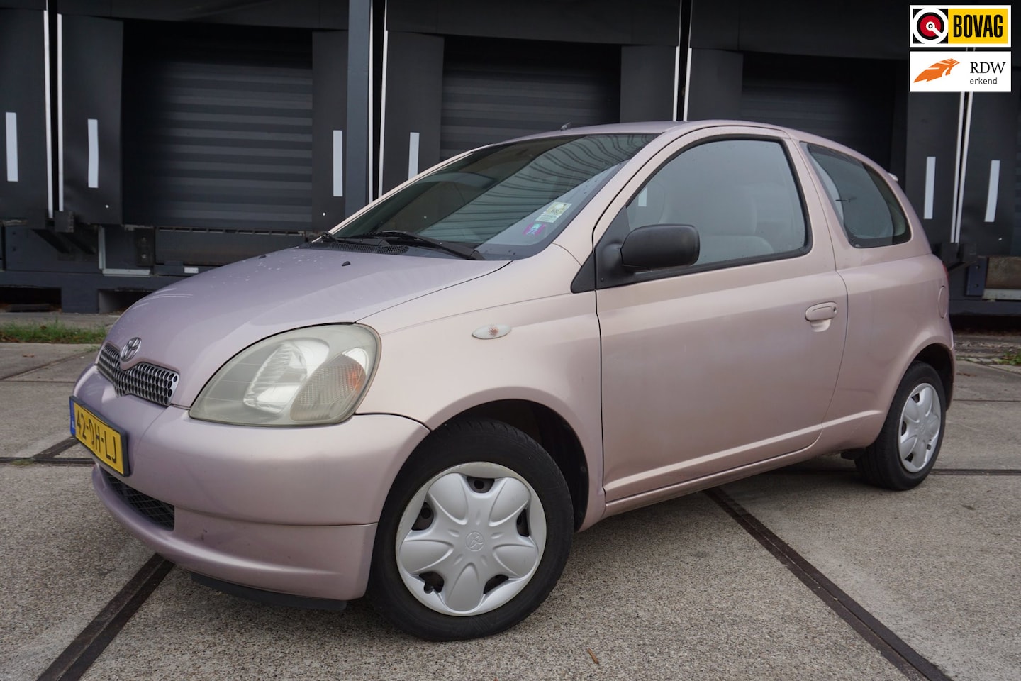 Toyota Yaris - 1.0-16V VVT-i Sol 1.0-16V VVT-i Sol - AutoWereld.nl