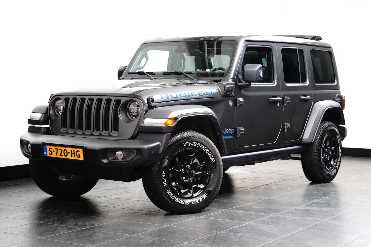 Jeep Wrangler Unlimited - 4xe 380 Rubicon l Elekt. Schuifdak l Stoel/Stuurverwarming l Leder l Dodehoek Assist l LED - AutoWereld.nl