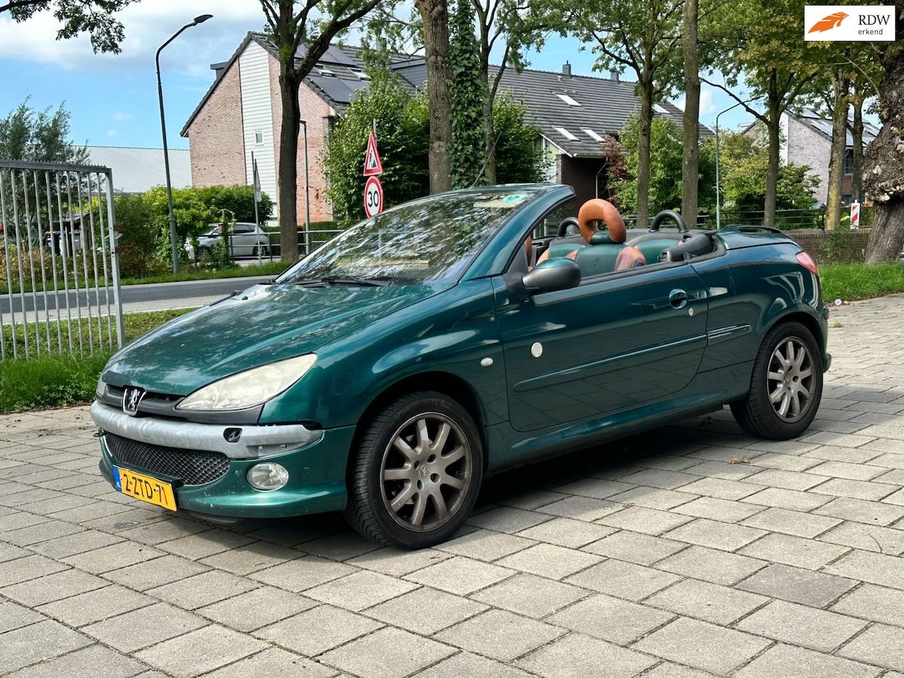 Peugeot 206 CC - 1.6-16V Roland Garros 1.6-16V Roland Garros - AutoWereld.nl