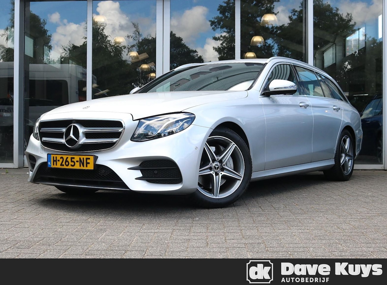 Mercedes-Benz E-klasse Estate - 200 Business Solution AMG Upgrade Edition Apple Carplay | Sfeerverlichting - AutoWereld.nl