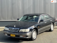 Nissan Cima - V8