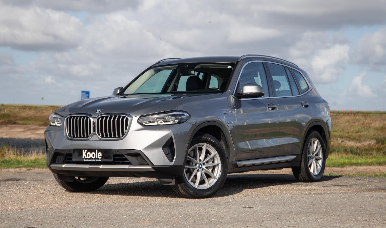 BMW X3 - xDrive30e High Executive CARPLAY / 360 CAMERA / STOELVERWARMING / PERFECT ONDERHOUDEN - AutoWereld.nl