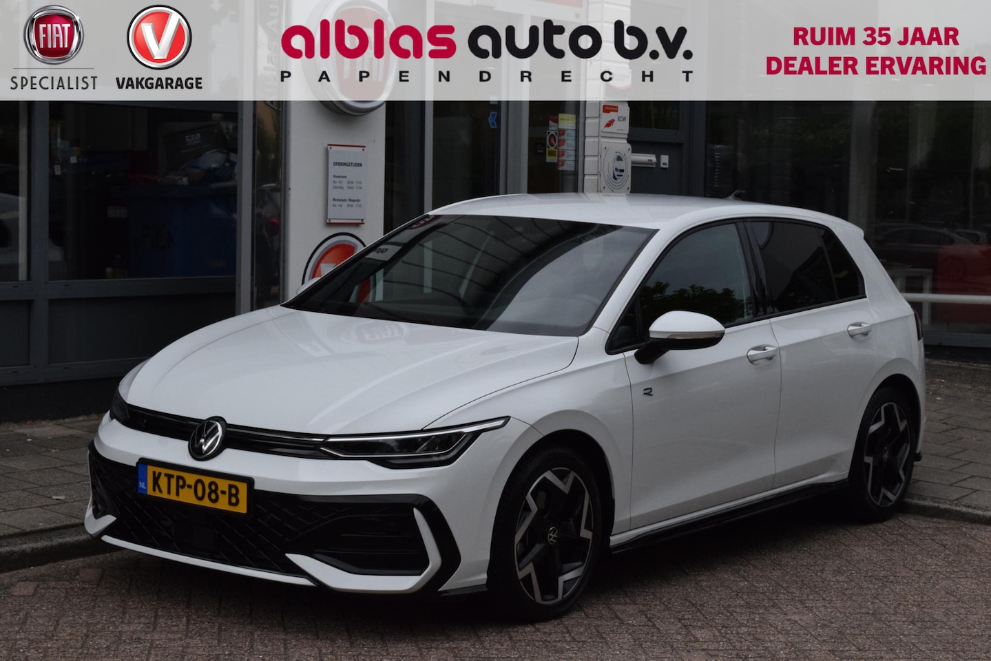 Volkswagen Golf - 1.5 eTSI R-Line|Camera|Sfeer|Carplay| - AutoWereld.nl