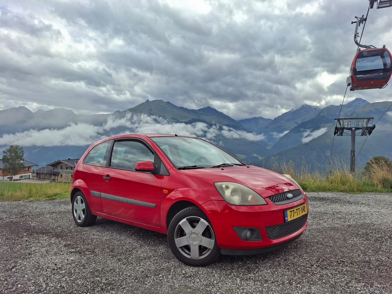 Ford Fiesta - 1.3-8V Champion - AutoWereld.nl