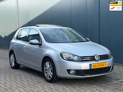 Volkswagen Golf - 1.4 TSI Highline DSG | Schuifdak | Lichte Schade