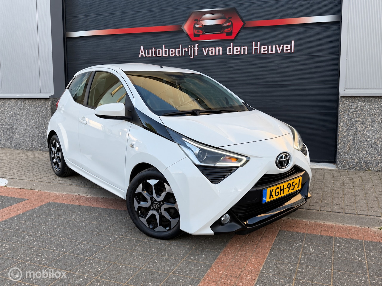 Toyota Aygo - 1.0 VVT-i Carplay |Airco |Dealer Onderhouden - AutoWereld.nl