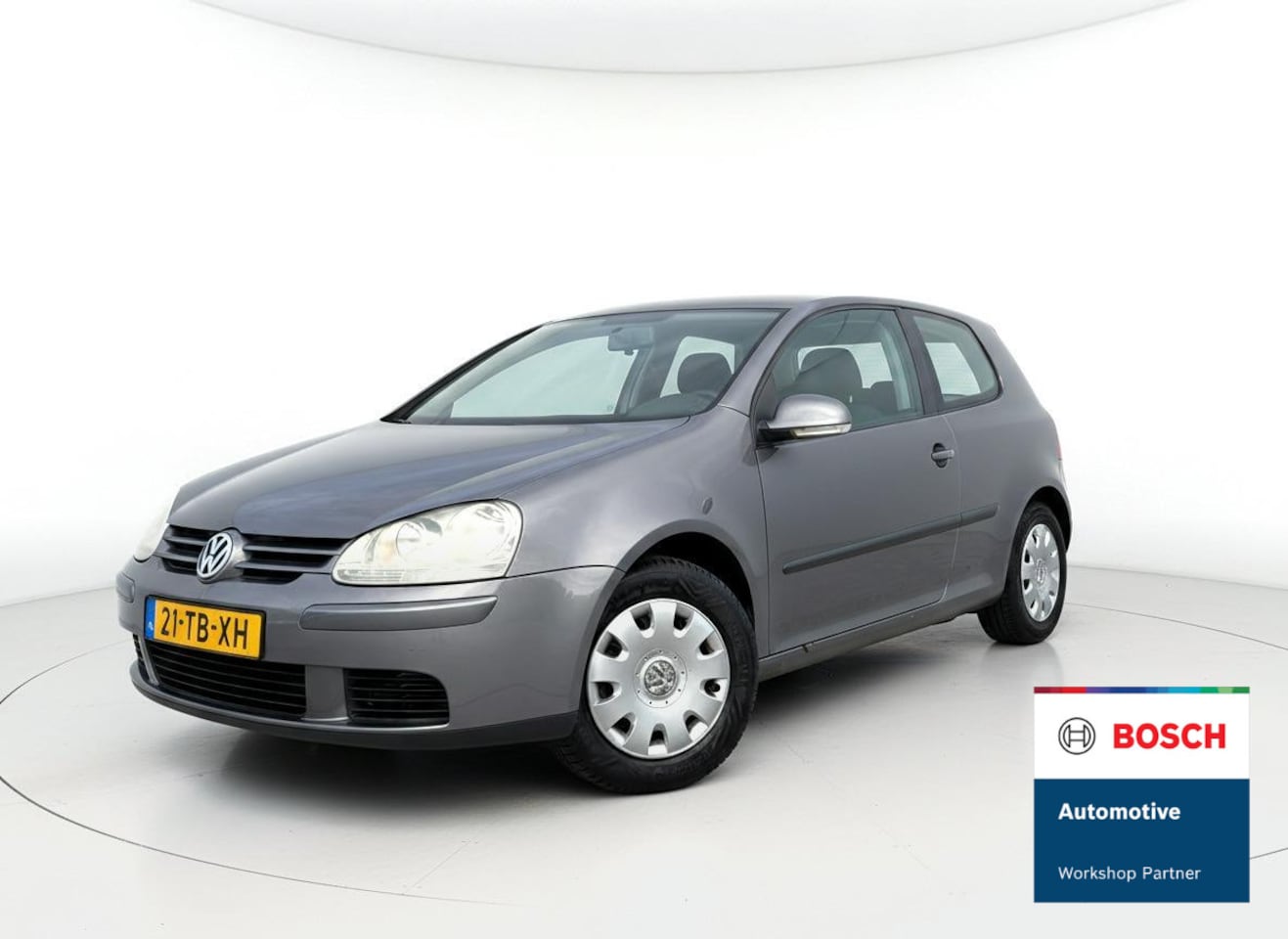 Volkswagen Golf - 1.6 FSI Turijn APK 11-02-2027 - AutoWereld.nl