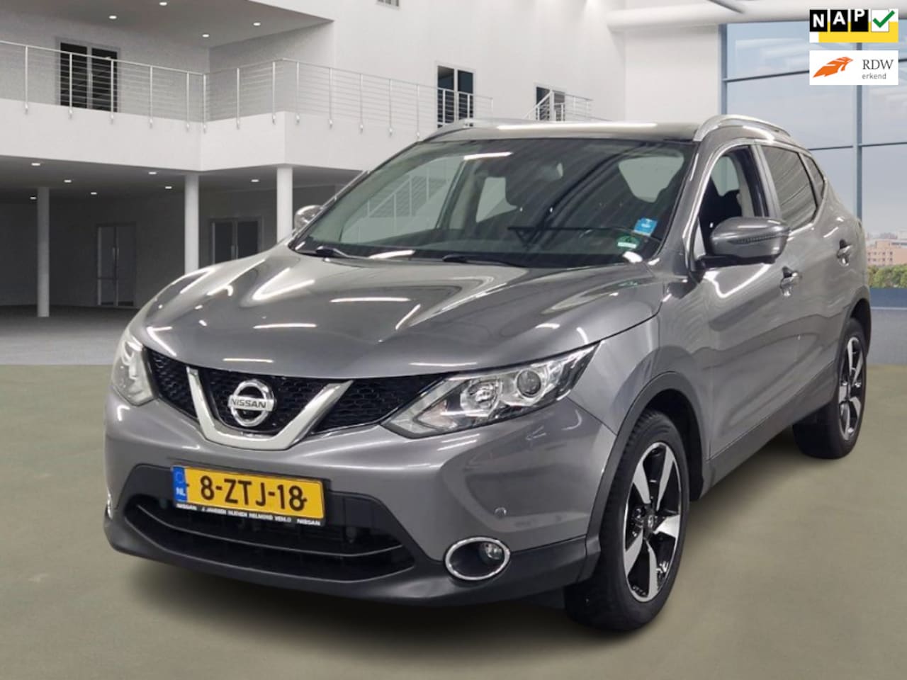 Nissan Qashqai - 1.2 Connect Edition|LAGE KM MET NAP|AUT|PANO|360• - AutoWereld.nl
