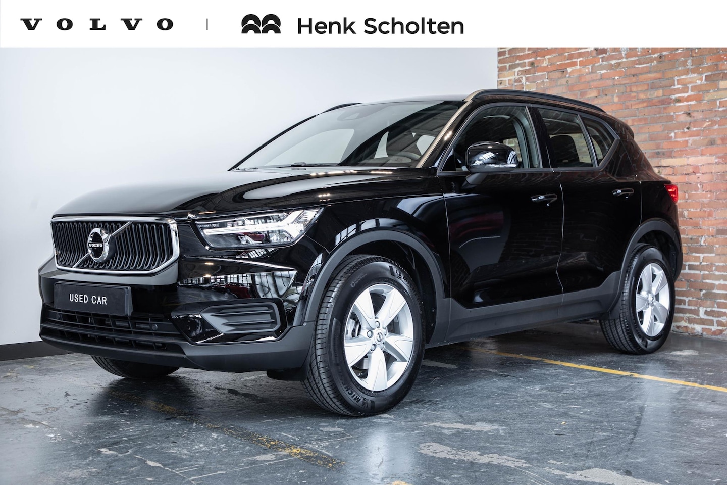 Volvo XC40 - T2 Momentum Core | Semi-Electrische Wegklapbare Trekhaak | Navigatie | Parkeercamera | Ver - AutoWereld.nl