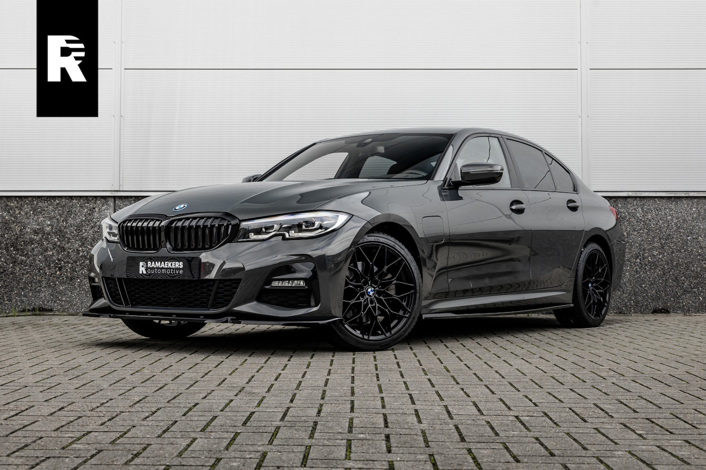 BMW 3-serie - M-Sport M-Sportstoel / HiFi / Camera / Maxton / 19inch - AutoWereld.nl