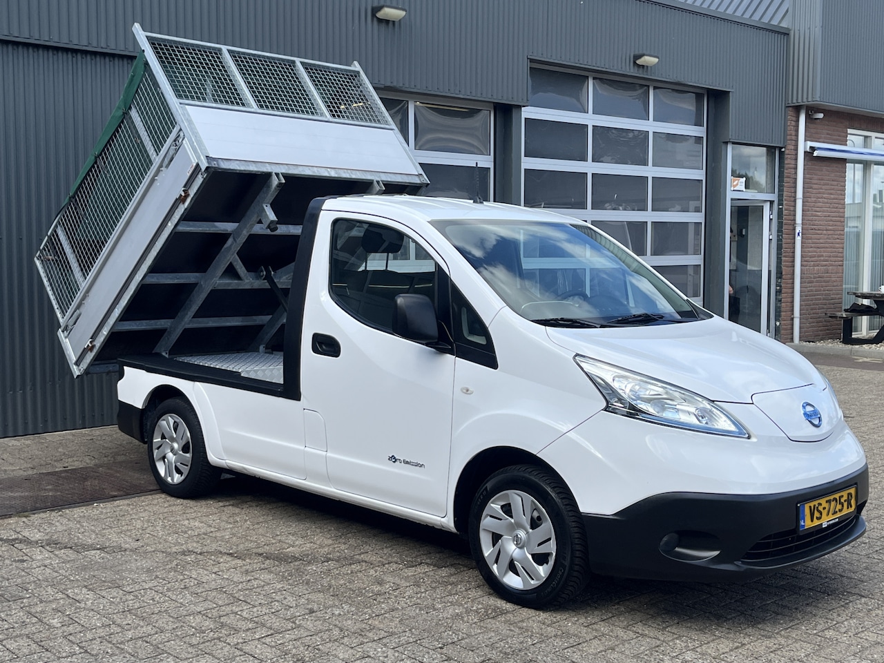 Nissan e-NV200 - Elektrische Kipper Openlaadbak Airco Cruise controle Telefoonverbinding 2-Persoons Kieper - AutoWereld.nl