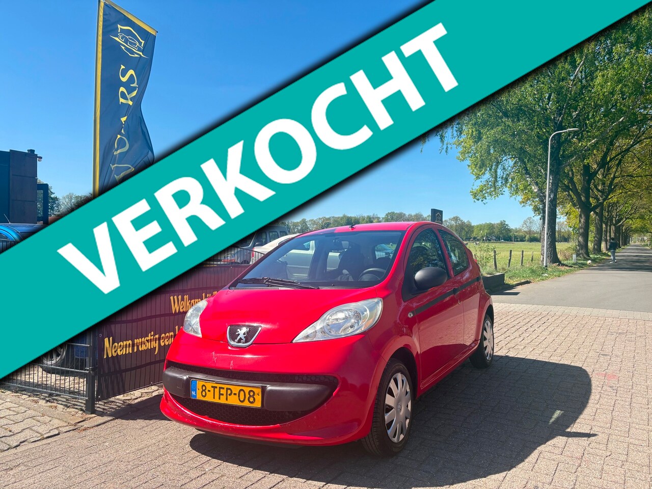 Peugeot 107 - 1.0-12V XR 1.0-12V XR ,CENTRALE DEURVERGRENDELING,WEINIG KM,NAP,BOORDCOMPUTER,MULTI MEDIA,AUX,USB,STA - AutoWereld.nl